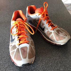 2010 Nike Air Max “Livestrong”